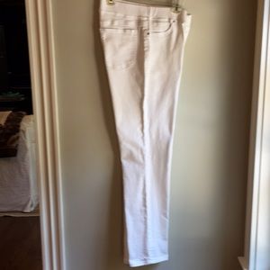 Boston Proper Jeans - White jeans - perfect condition Boston Proper Jeans - White jeans - perfect condition